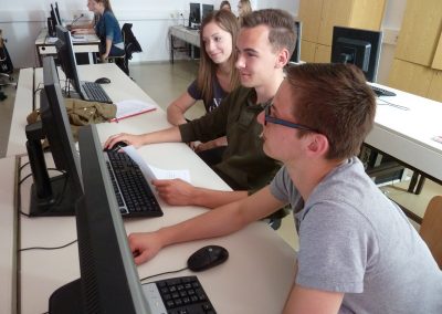 Schüler aus Steyr am PC