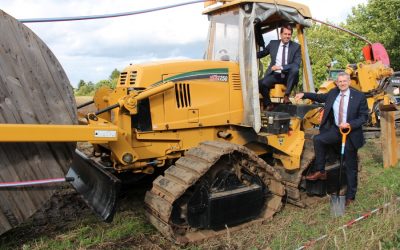 Spatenstich für das Glasfasernetz in Uelzen