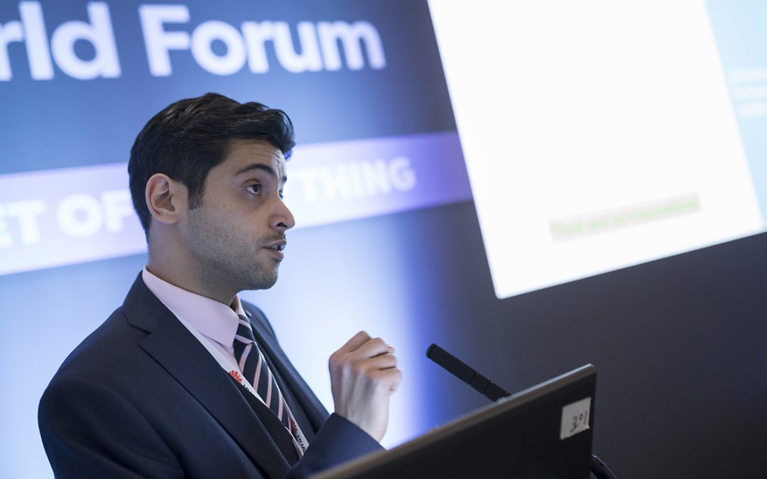 Peyman Khodabakhsh (Projektmanager aconium GmbH) am 24.10.2017 in Berlin beim Governmental Workshop auf dem Broadband World Forum 2017. Foto: aconium GmbH / Florian Schuh