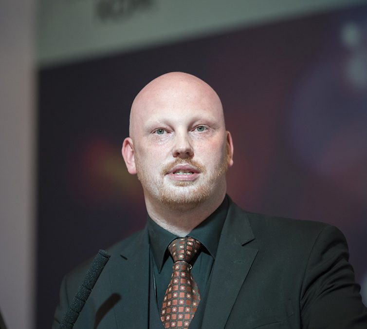 Tim Brauckmüller (Geschäftsführer aconium GmbH) am 24.10.2017 in Berlin bei der Eröffnung der Messe "Digitale Regionen - heute und morgen". Foto: aconium GmbH / Florian Schuh