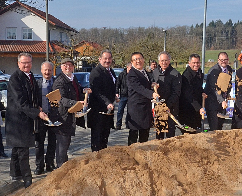 Spatenstich in Wertheim für das Ausbaugebiet 6 im Main-Tauber-Kreis am 21.02.2018