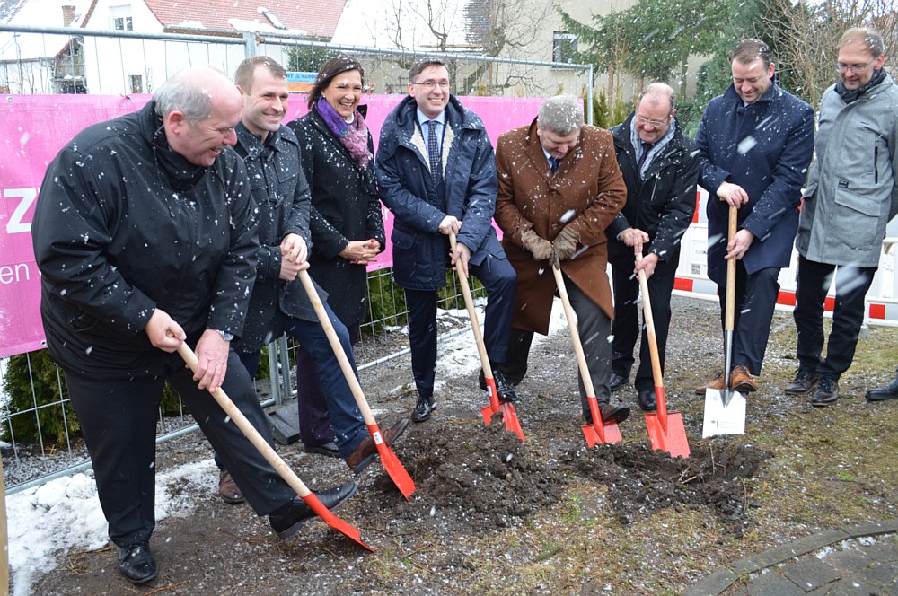 Spatenstich in der Gemeinde Muldestausee, Landkreis Anhalt-Bitterfeld (Sachsen-Anhalt) am 22.03.2018