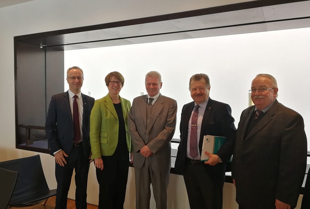 Dialog und Erfahrungsaustausch zum Breitbandausbau im Landtag in Wiesbaden am 21.03.2018.