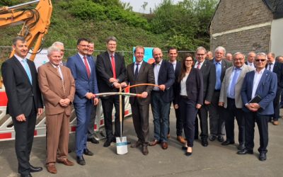 Symbolischer Spatenstich für den Breitbandausbau in der Vulkaneifel