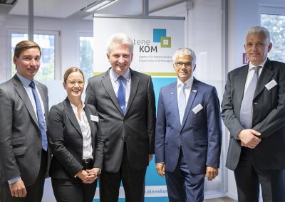 Sebastian Hartmann (MdB, Rhein-Sieg-Kreis), Dr. Annette Schumacher (Mitglied der Geschäftsführung aconium), Prof. Dr. Andreas Pinkwart (Minister für Wirtschaft, Innovation, Digitalisierung und Energie des Landes Nordrhein-Westfalen) Ashok-Alexander Sridharan (Bürgermeister Stadt Bonn), Dr. Markus Tietmeyer (Leiter Regionalbüro für Nordrhein-Westfalen der aconium GmbH) (l-r) bei der Eröffnung des Regionalbüros für Nordrhein-Westfalen der aconium GmbH in Bonn, 28.09.2018